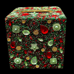 Treasure tissue box red and green