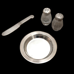 Salt or pepper shaker crystal and solid silver Christofle