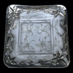 Silver-mounted crystal dish and box by l'Escalier de cristal