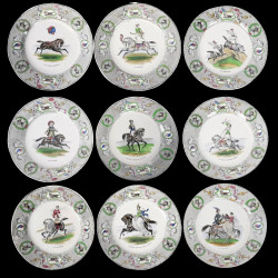 12 Assiettes chevaux Creil et Montereau XIXe siècle